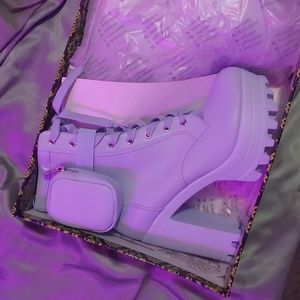 Cape robbin baby blue Hugh platform boots with pockets